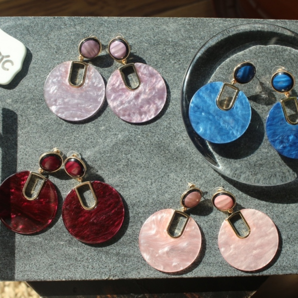 NEW Purple Large Huge Circle Disc Acrylic earrings - Picture 6 of 8